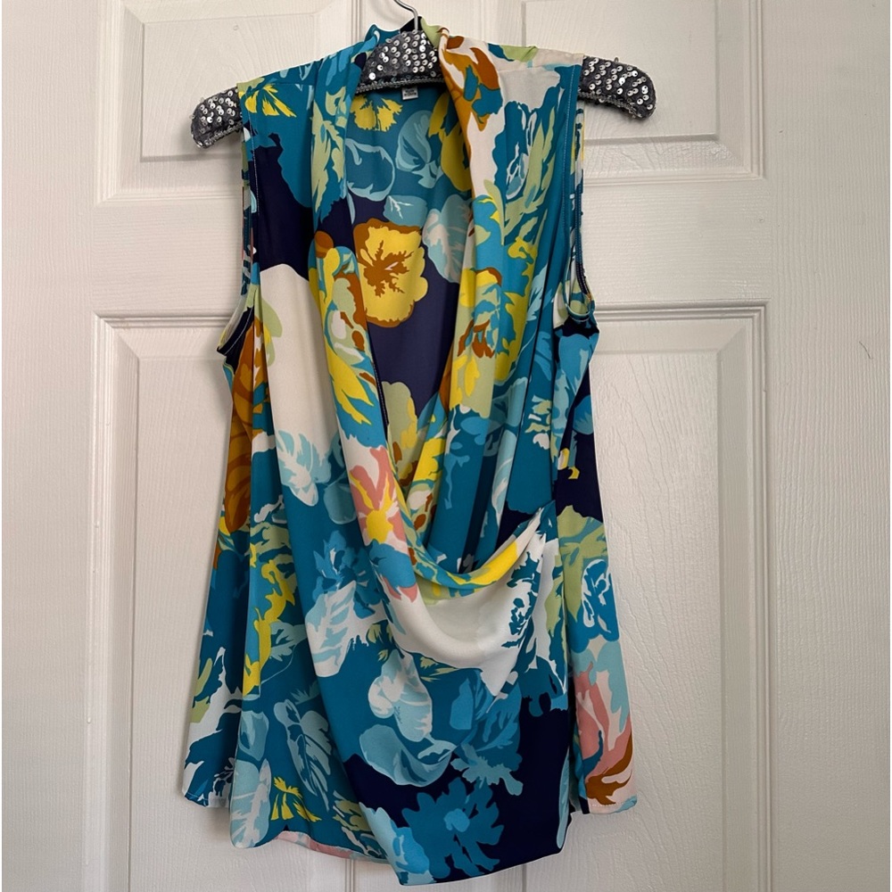 CAbi # 741 Spring Blossom Floral Top Faux Wrap Sleeveless Size Medium Chest 36"